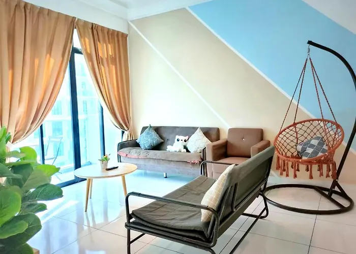 Beside Paradigm Mall Shop & Gathering 4Br